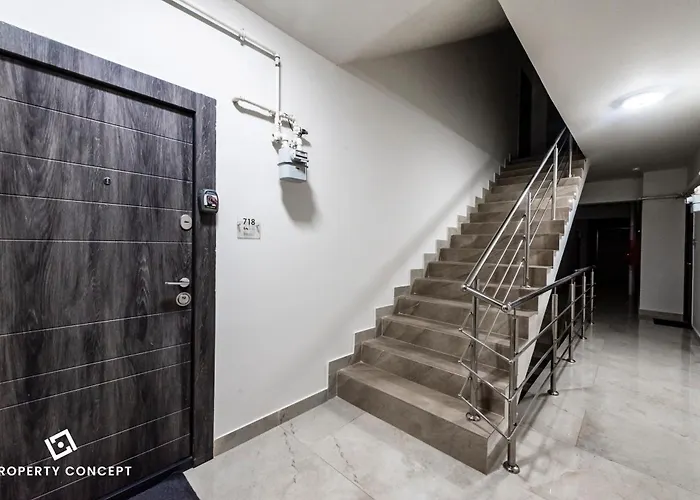 718 Apartment