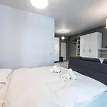 Lejlighed 718 *